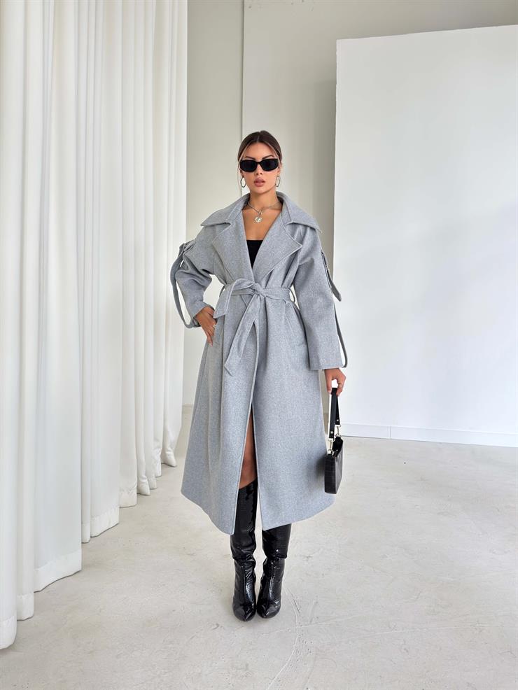 Geniş Yaka Kemerli Adel Gri Kadın Kaban 26K002