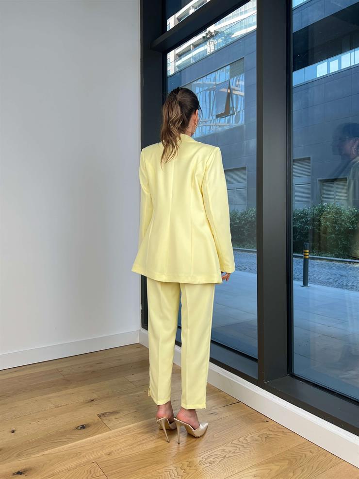 Askılı Korse Görünüm Crop Düğme Kapamalı Blazer Ceket Yüksek Bel Pantolon Adelisa Sarı Kadın Üçlü Takım 25Y493