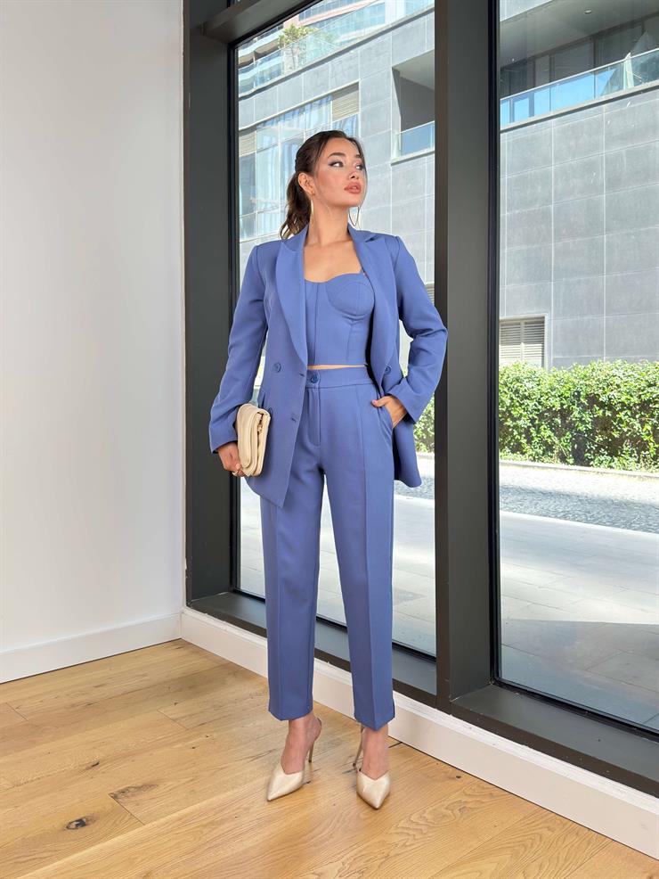 Askılı Korse Görünüm Crop Düğme Kapamalı Blazer Ceket Yüksek Bel Pantolon Adelisa İndigo Kadın Üçlü Takım 25Y493