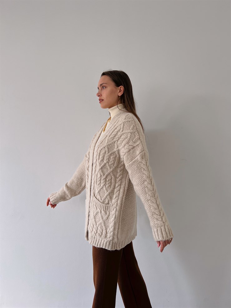 Desenli Yanları Cepli Adin Kadın Taş Triko Hırka 23K000293