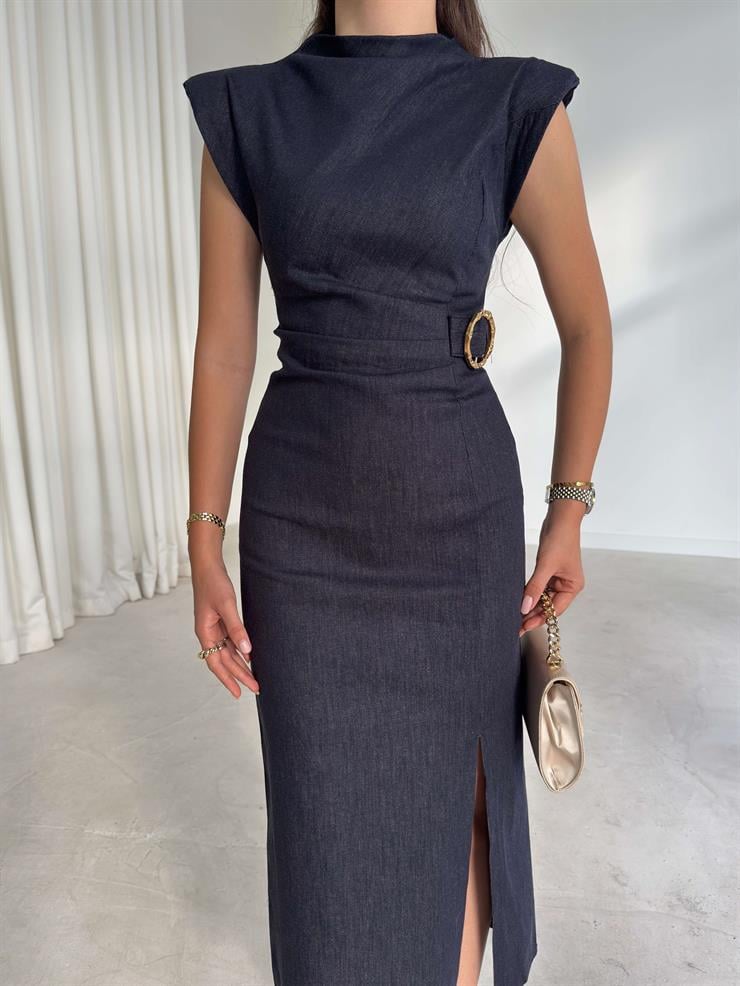 Yanı Yırtmaçlı Drape Detaylı Aksesuarlı Adrian Lacivert Kadın Kot Elbise 26K204