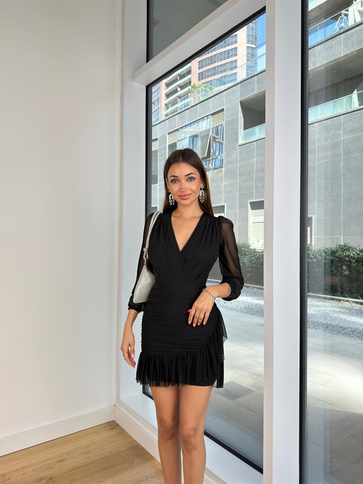 Kruvaze Yaka Drapeli Etek Kısmı Fırfırlı Albertina Kadın Siyah Mini Elbise 24Y839