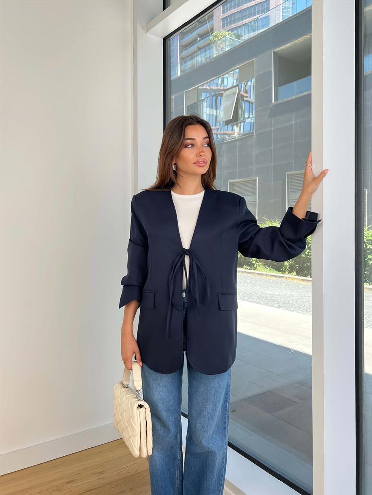 Omuz Vatkalı Önü Bağlamalı Aldina Kadın Lacivert Blazer Ceket 24Y846