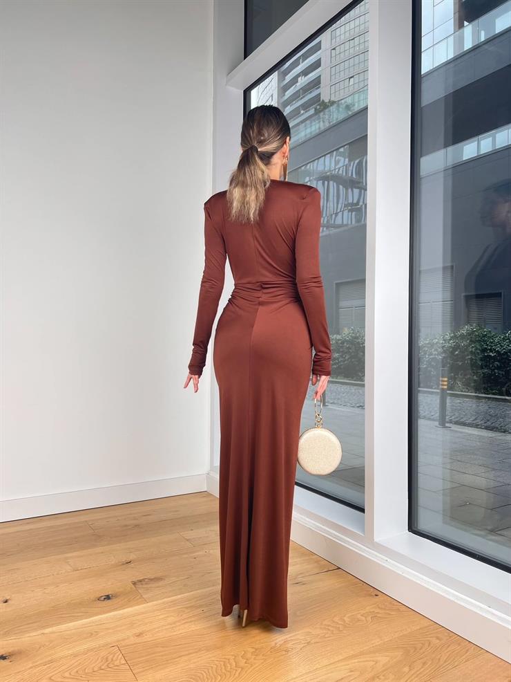 Kruvaze Yaka Omuz Vatkalı Önü Büzgülü Aldrin Kahve Kadın Elbise 25K415