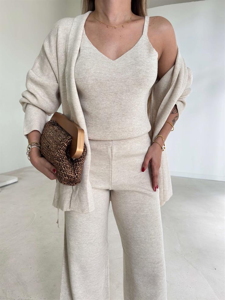 Hırkası Kuşaklı V Yaka Askılı Alint Üçlü Kadın Taş Triko Takım 26K095