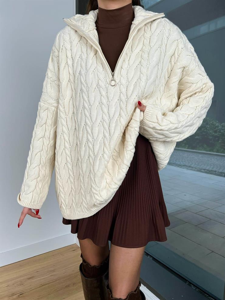 Önü Yarım Fermuarlı Oversize Allen Kadın Ekru Kazak 24k429