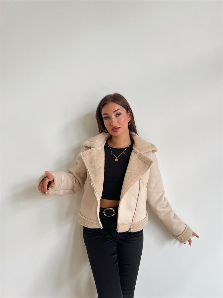 İçi Peluş Kürk Fermuar Kapamalı Alyona Kadın Taş Vegan Deri Kısa Mont 24k000074