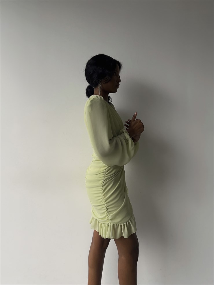 Kruvaze Yaka Drapeli Etek Kısmı Fırfırlı Amara Kadın Fıstık Yeşili Mini Elbise 22Y000015