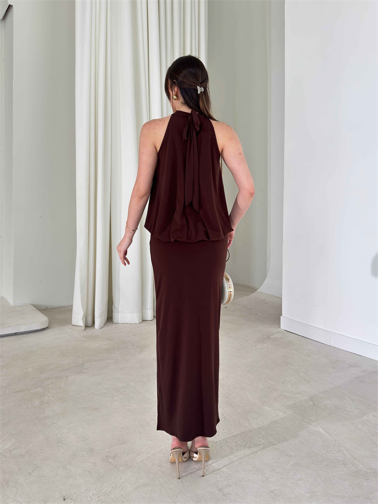 Boyundan Bağlamalı Belden Oturtmalı Maxi Kahverengi Amari Kadın Elbise 26Y164