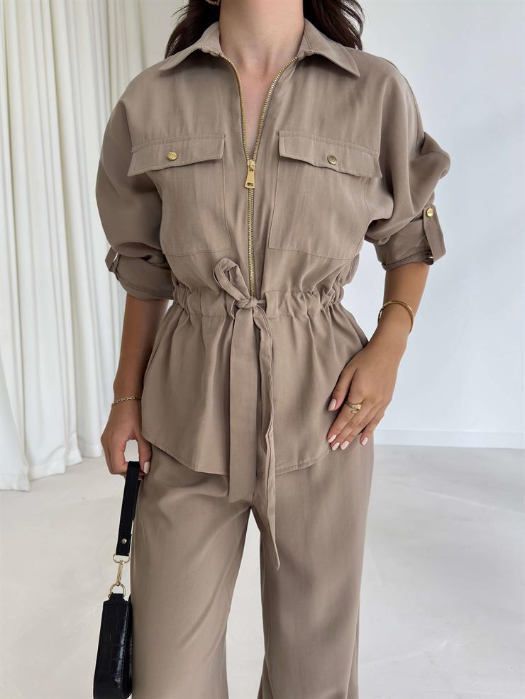 Belden Bağlamalı Cep Detaylı Amber Bej Kadın Takım 26K004