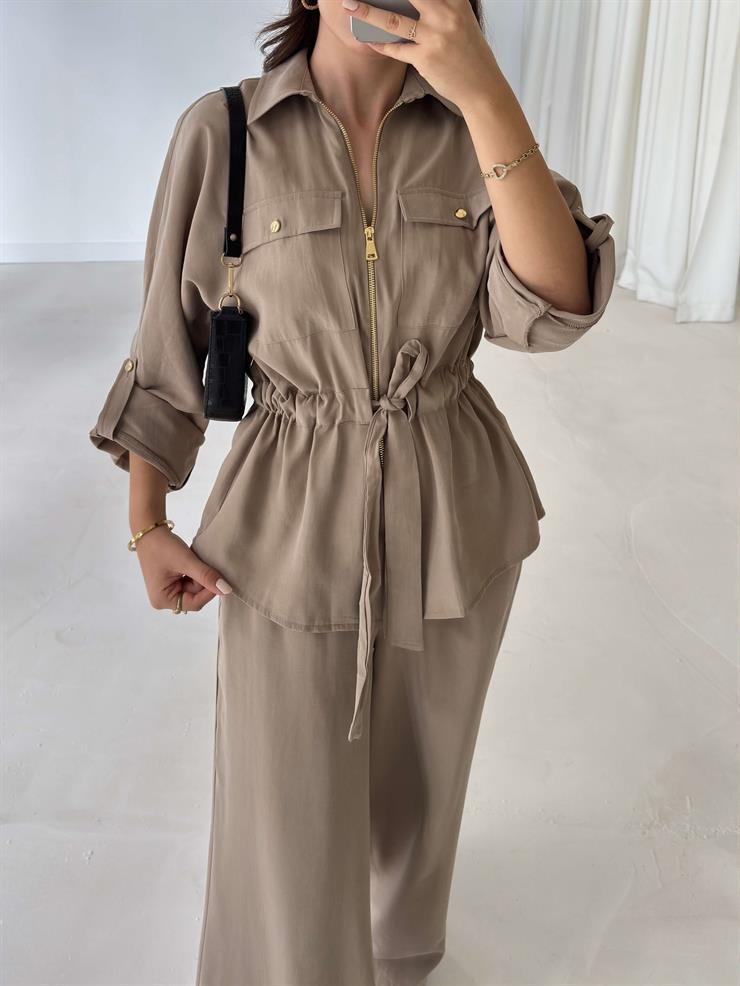 Belden Bağlamalı Cep Detaylı Amber Bej Kadın Takım 26K004