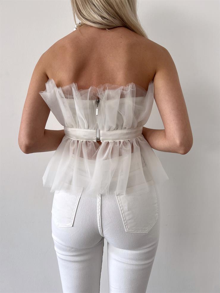 Straplez Belden Oturtmalı Ameba Kadın Beyaz Tül Detaylı Bluz 23Y000401