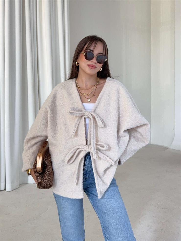 Oversize Önden Bağlamalı Annabel Kadın Bej Peluş Ceket 26K005