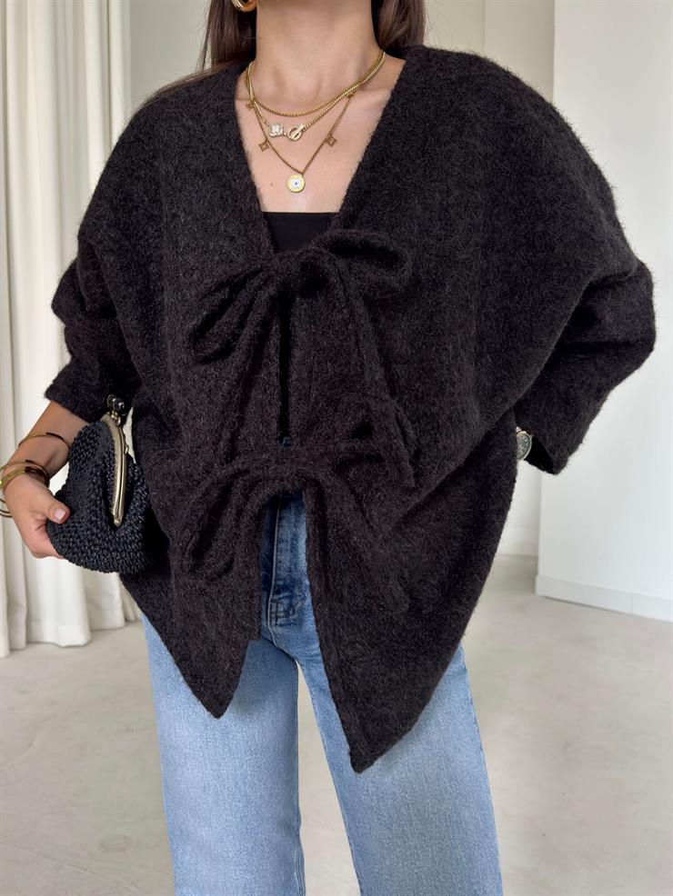 Oversize Önden Bağlamalı Annabel Kadın Siyah Peluş Ceket 26K005