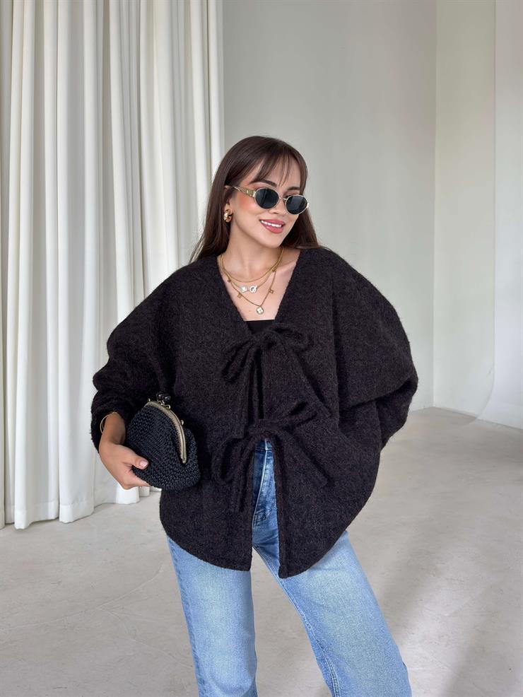 Oversize Önden Bağlamalı Annabel Kadın Siyah Peluş Ceket 26K005