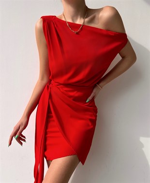 Kayık Yaka Eteği Kapaklı Bağcıklı Ansley Kadın Kırmızı Elbise 22K000623