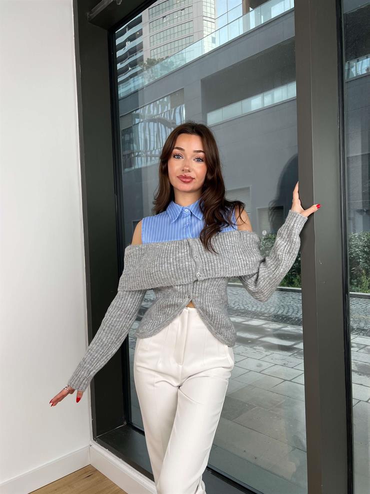 	Düşük Omuzlu Gömlek Yaka Önü Düğme Detaylı Antonio Kadın Mavi Kazak 24k372