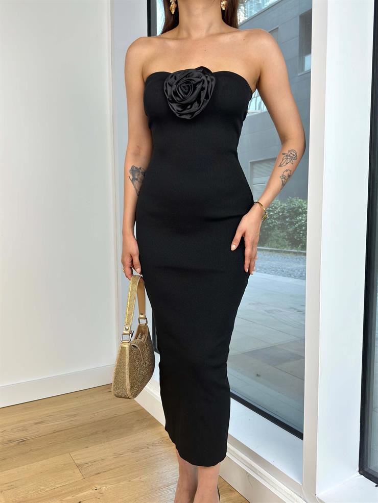 Straplez Önü Gül Detaylı Arjun Kadın Siyah Midi Elbise 24Y709