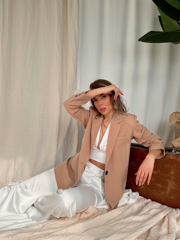 Arkadan Yırtmaçlı Damaris Kadın Camel Blazer Ceket 22Y000022