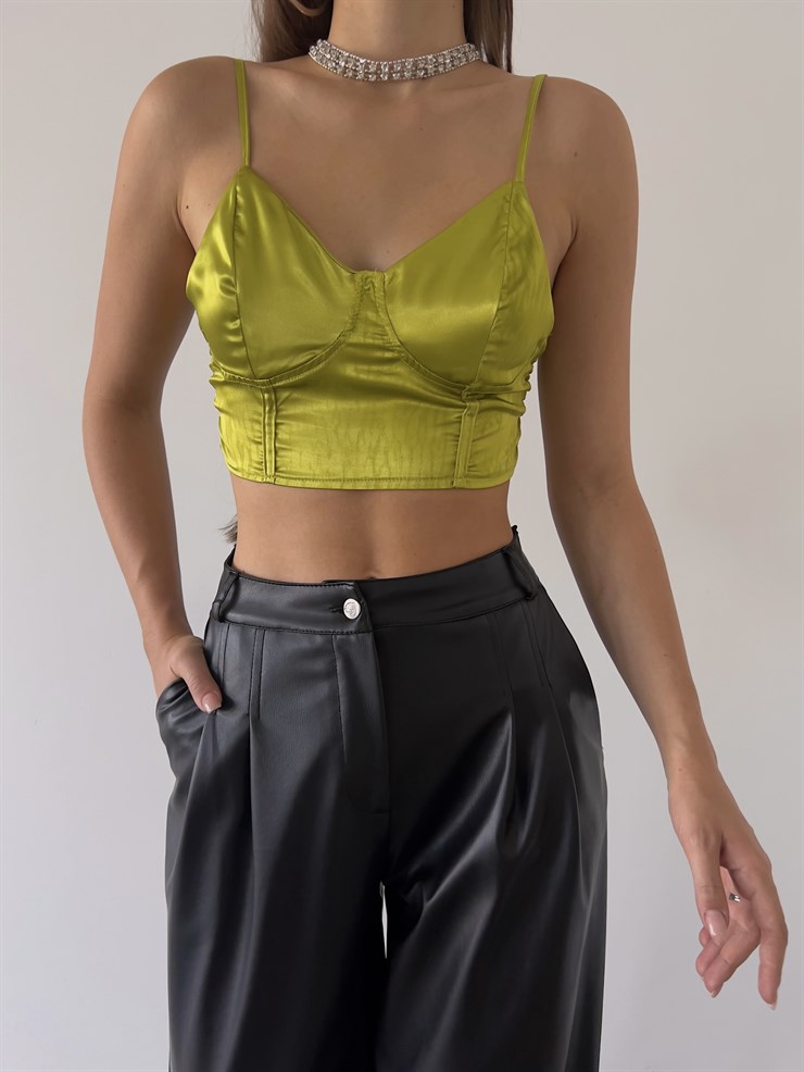 Arkası Gipeli Askılı Saten Gian Kadın Zeytin Yeşili Crop Bluz 23K000151