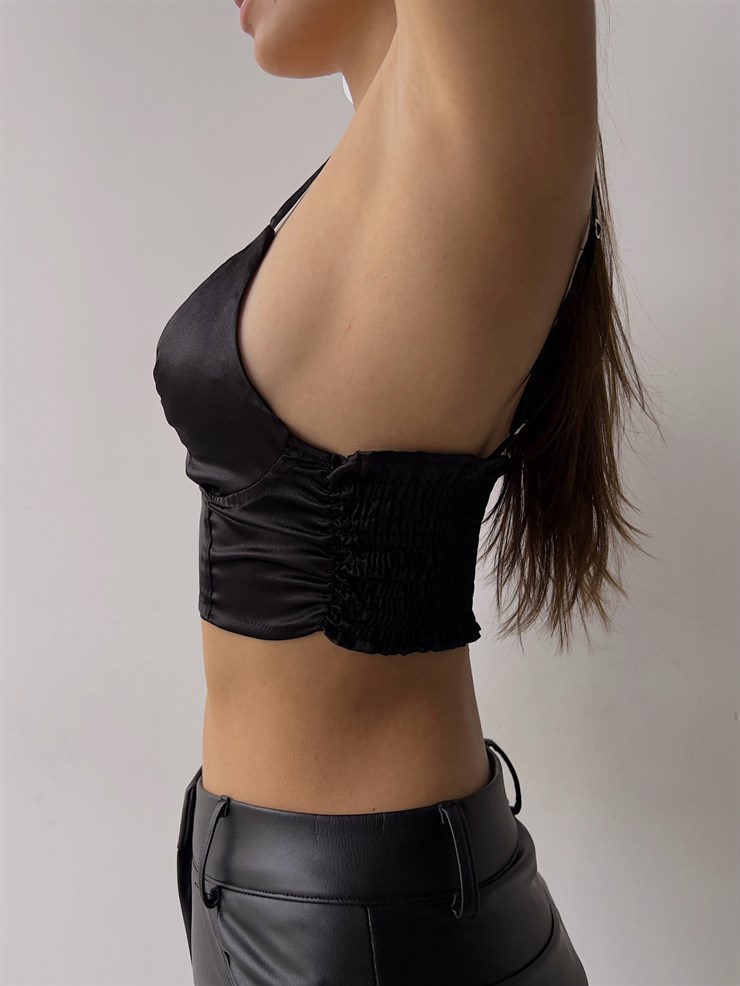 Arkası Gipeli Askılı Saten Gian Kadın Siyah Crop Bluz 23K000151