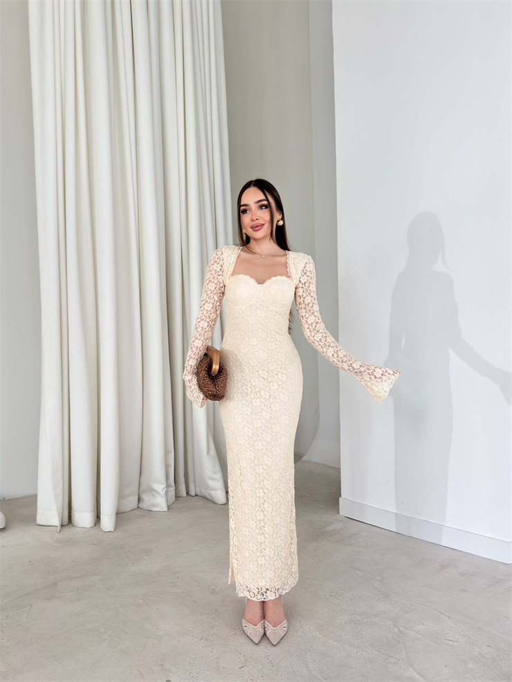 Kalp Yaka Maxi Arlene Ekru Dantelli Kadın Elbise 26Y126