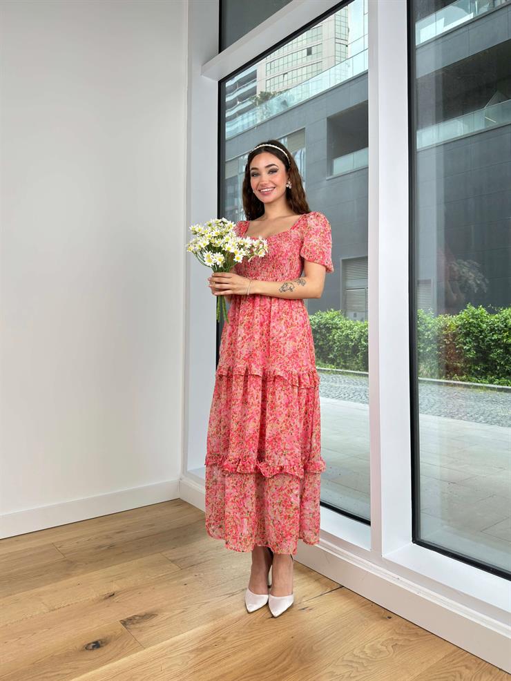 Kısa Balon Kol Üst Kısmı Gipeli Eteği Kat Görünümlü Arlete Kadın Çiçekli Renkli Elbise 24Y482