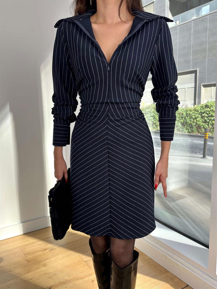 V Yaka Önü Fermuarlı Çizgili Arline Lacivert Kadın Mini Elbise 25K316