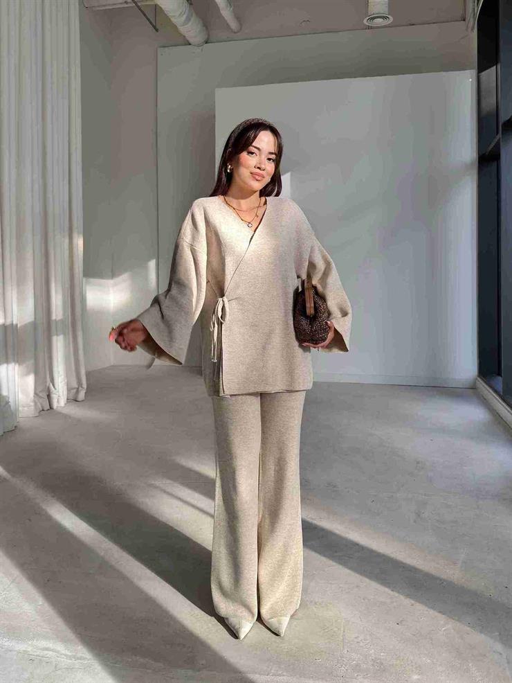 Yandan Bağlamalı Kruvaze Yaka Arthur Taş Kadın İkili Triko Takım 26K210