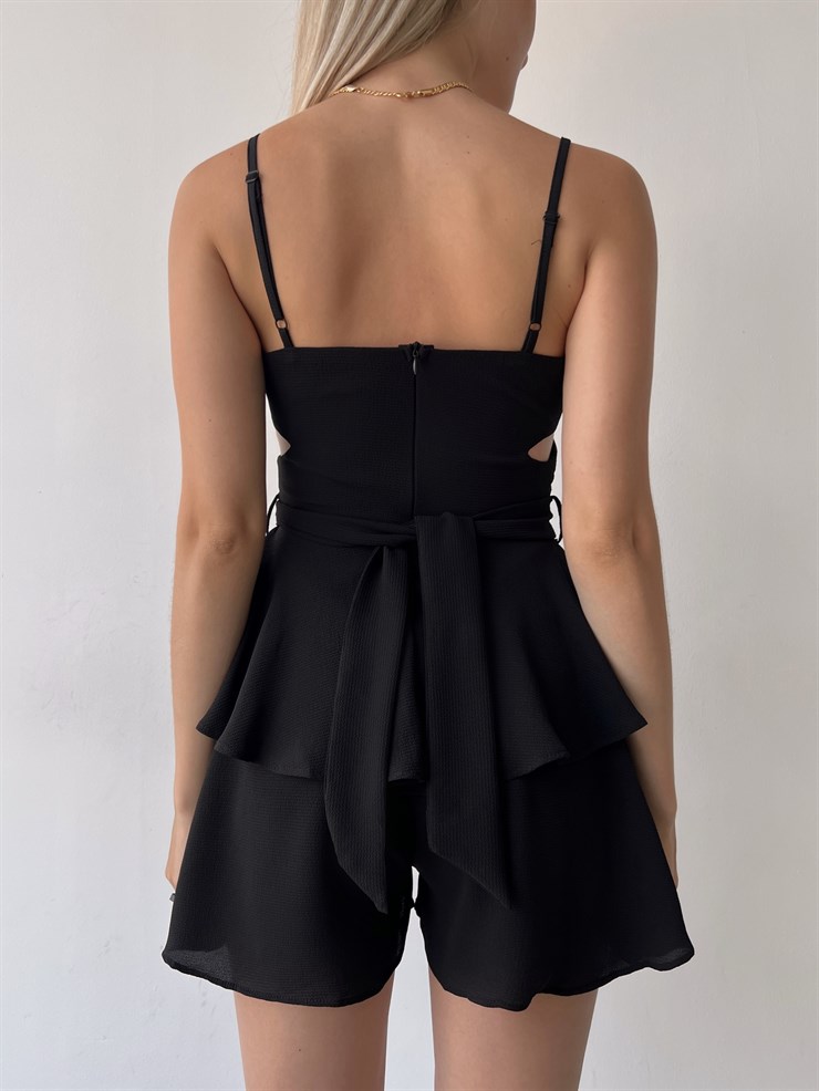 Askılı Kuruvaze Yaka Bel Dekolteli Volanlı Elisha Kadın Siyah Şort Tulum 22Y000296