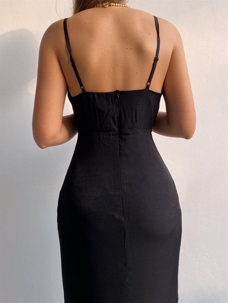 Askılı Önü Yandan Düğme Detaylı Kadın Siyah Uzun Elbise 21Y000432