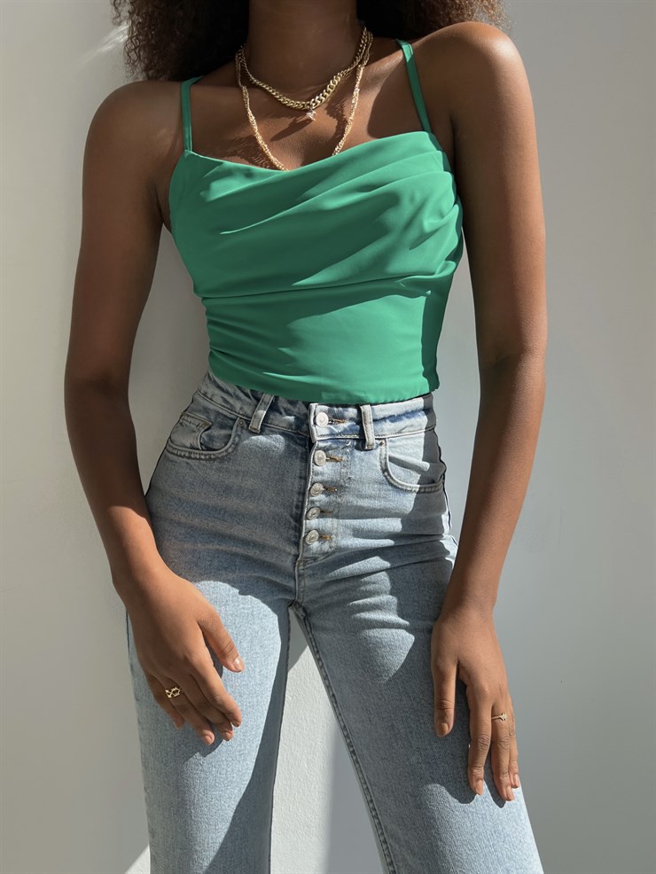 Askılı Sırt Dekolteli Göğüs Drpeli Tosia Kadın Yeşil Crop Bluz 22Y000388