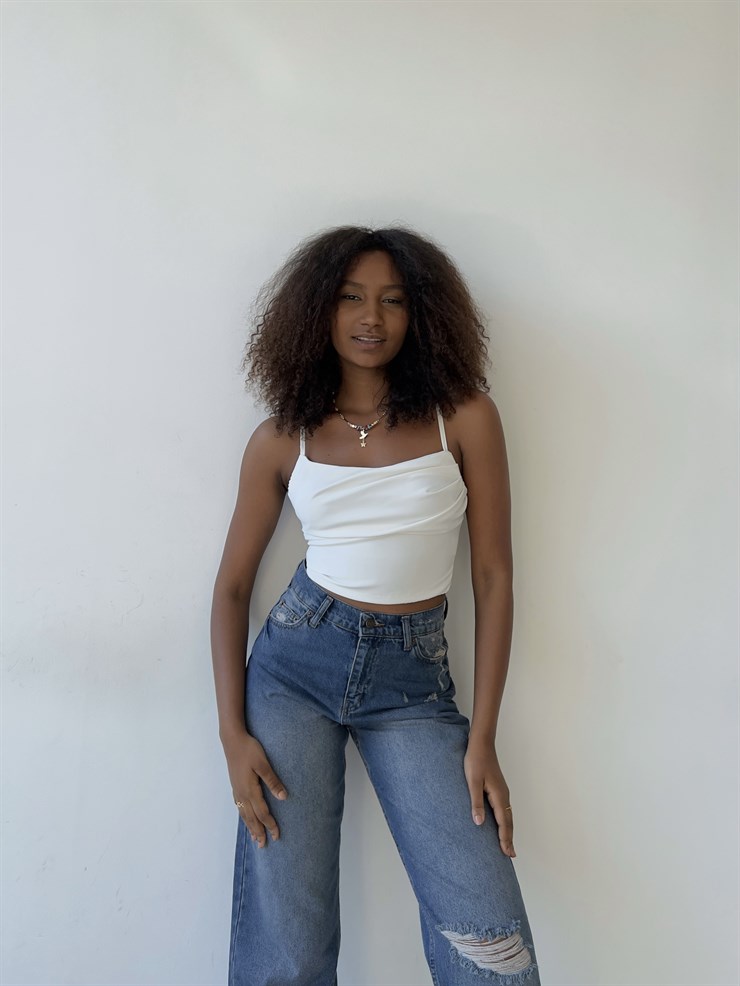 Askılı Sırt Dekolteli Göğüs Drpeli Tosia Kadın Beyaz Crop Bluz 22Y000388