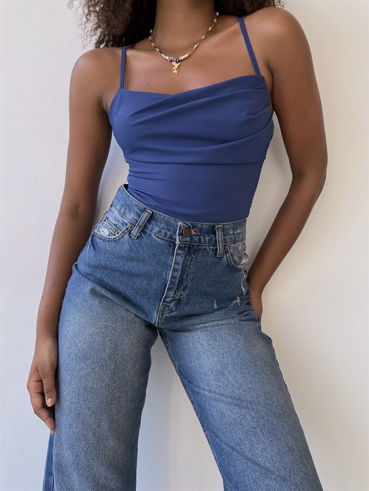 Askılı Sırt Dekolteli Göğüs Drpeli Tosia Kadın İndigo Crop Bluz 22Y000388