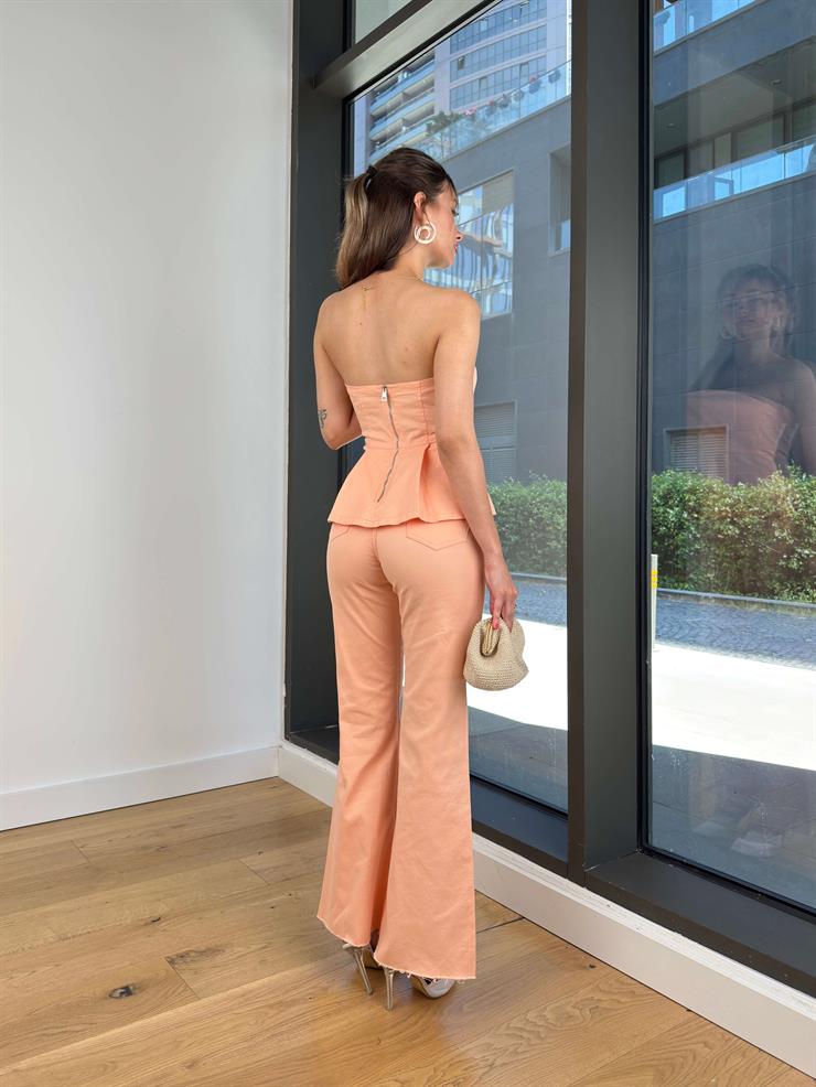 Straplez Fırfırlı Bluz İspanyol Paça Pantolon Aurle Somon Kadın Takım 25Y412