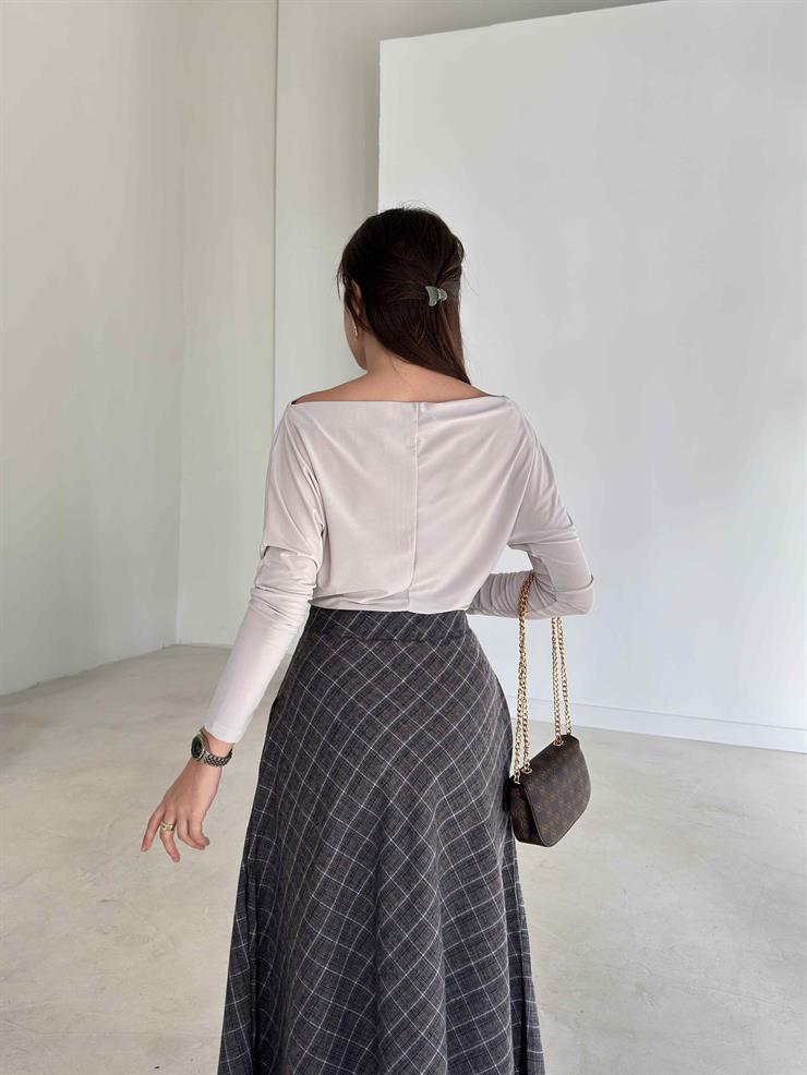 Kayık Yaka Uzun Kollu Ava Taş Kadın Bluz 26K369