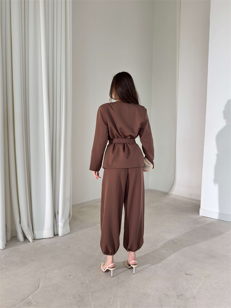 Kuşaklı Paçası Lastikli Avrima Kahve Kadın İkili Takım 26Y025