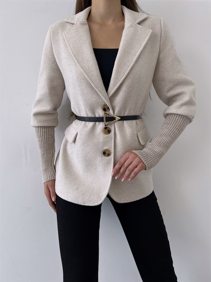 Kruvaze Yaka Ön Düğme Kapamalı Kadın Ayane Taş Ceket 23K000292