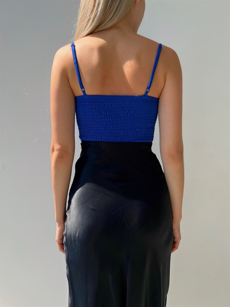 Ayarlanabilir Askılı Gipeli Göğüs Çevresi Taşlı Augere Kadın Saks Bluz 22Y000450