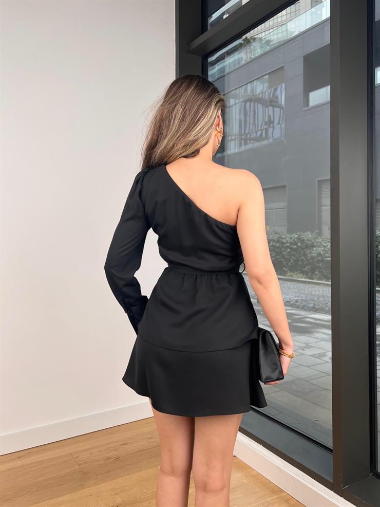 Tek Omuz Beli Kuşaklı Eteği Katlı Ayra Siyah Kadın Mini Elbise 25K455
