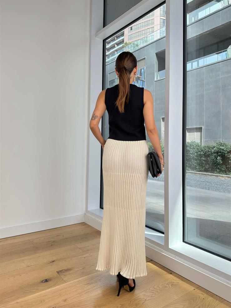 Önü Dğme Kapamalı Bader Siyah Kadın Triko Yelek 25K101