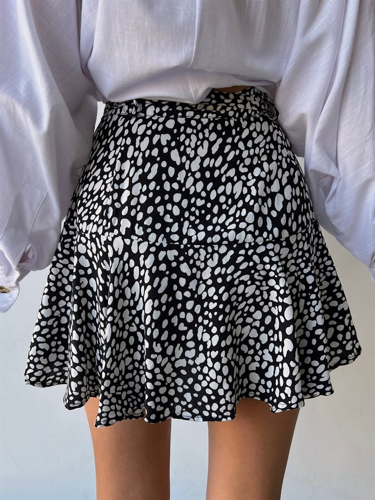 Bağcıklı Çiçek Desenli Kadın Siyah Şort Etek 21Y000152