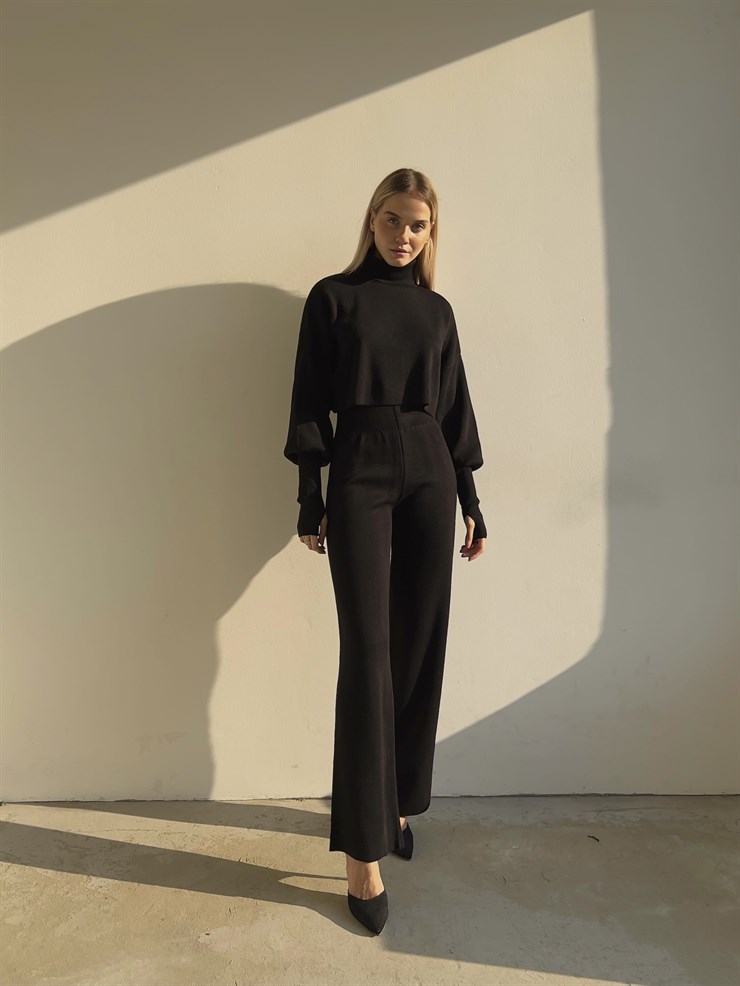Balıkçı Yaka Üst Geniş Paça Alt London Kadın Siyah Triko Takım 22K000266