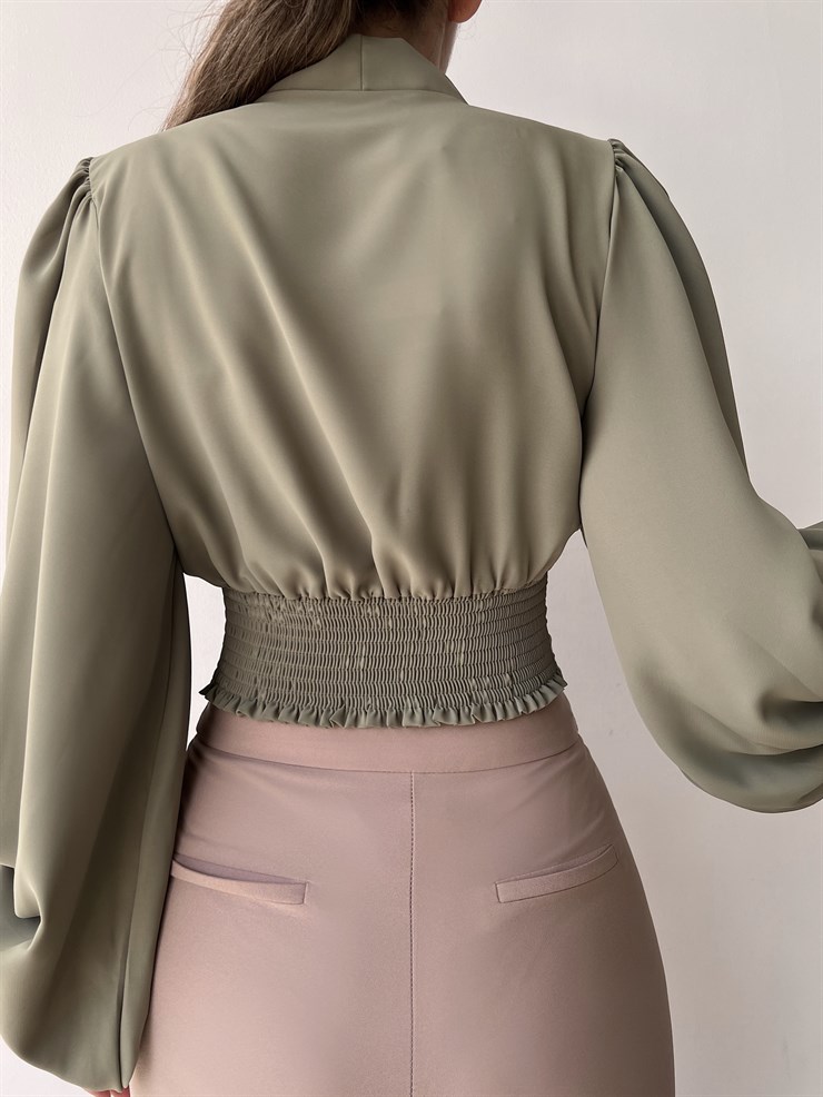 Balon Kol Önden Düğmeli V Yaka Kadın Haki Crop Bluz 21Y000527