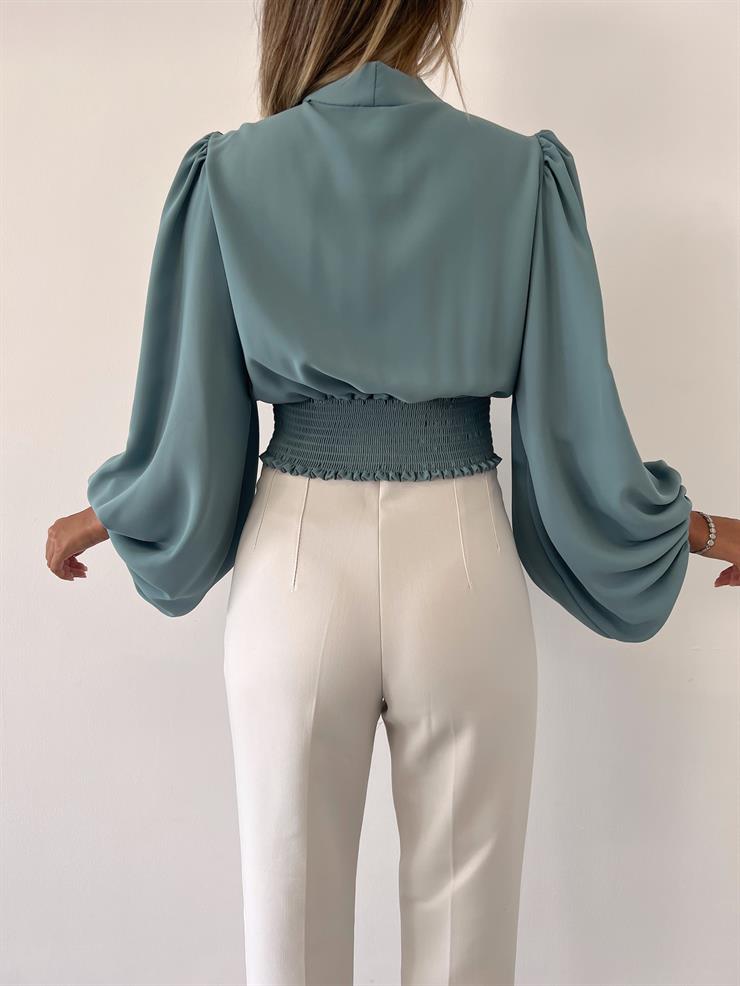 Balon Kol Önden Düğmeli V Yaka Kadın Mint Crop Bluz 21Y000527