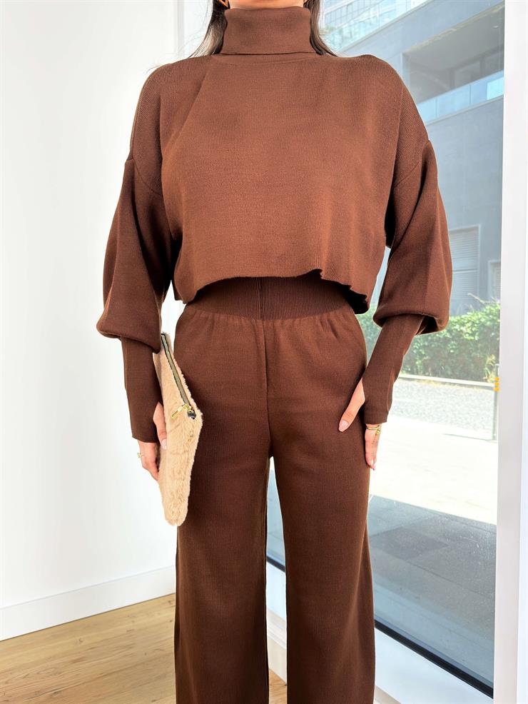 Balıkçı Yaka Crop Geniş Paça Pantolon Barbara Kadın Kahve Triko Takım 24k255