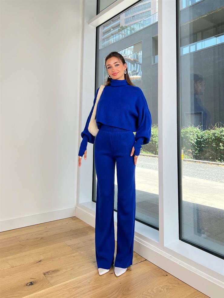 Balıkçı Yaka Crop Geniş Paça Pantolon Barbara Kadın Saks Triko Takım 24k255