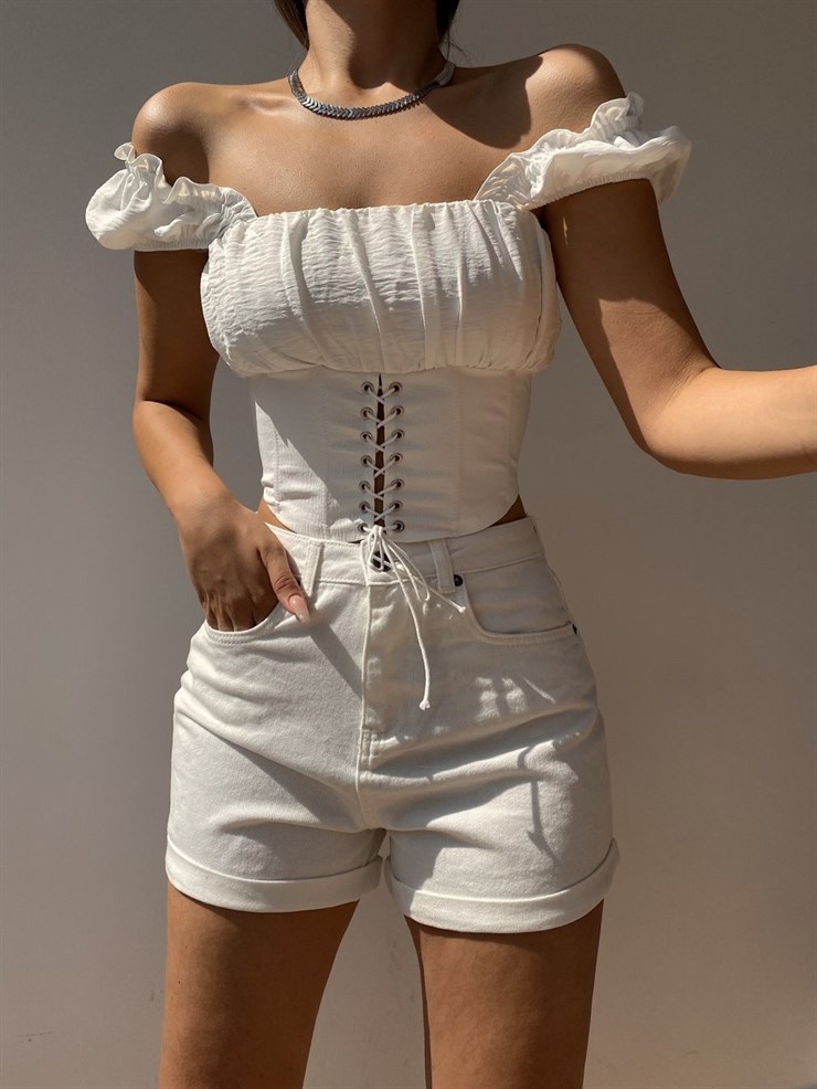 Basic Katlama Paça Detay Kadın Beyaz Jean Şort 21Y000498