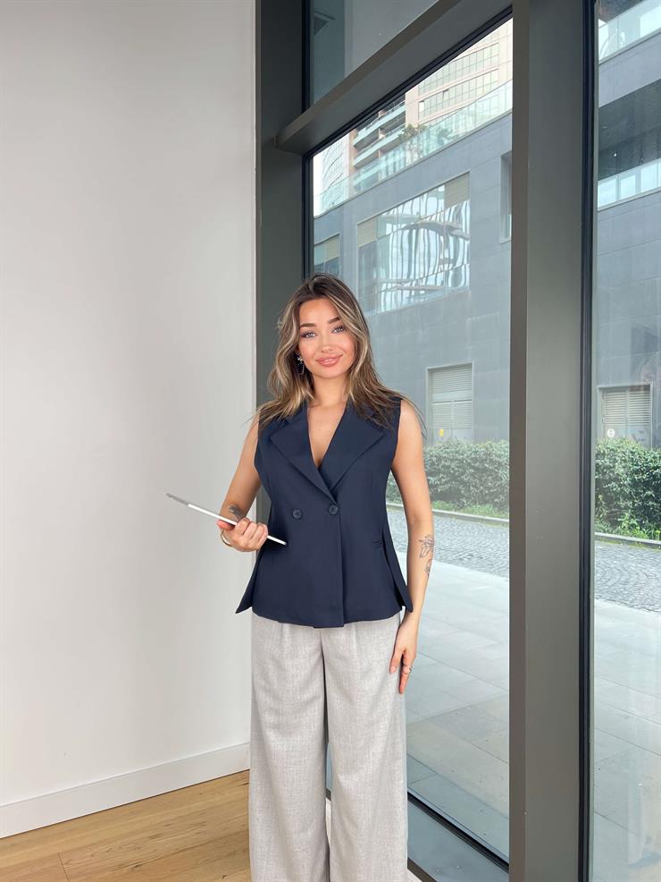 Kruvaze Önden Düğmeli Bek Lacivert Kadın Yelek 25Y245