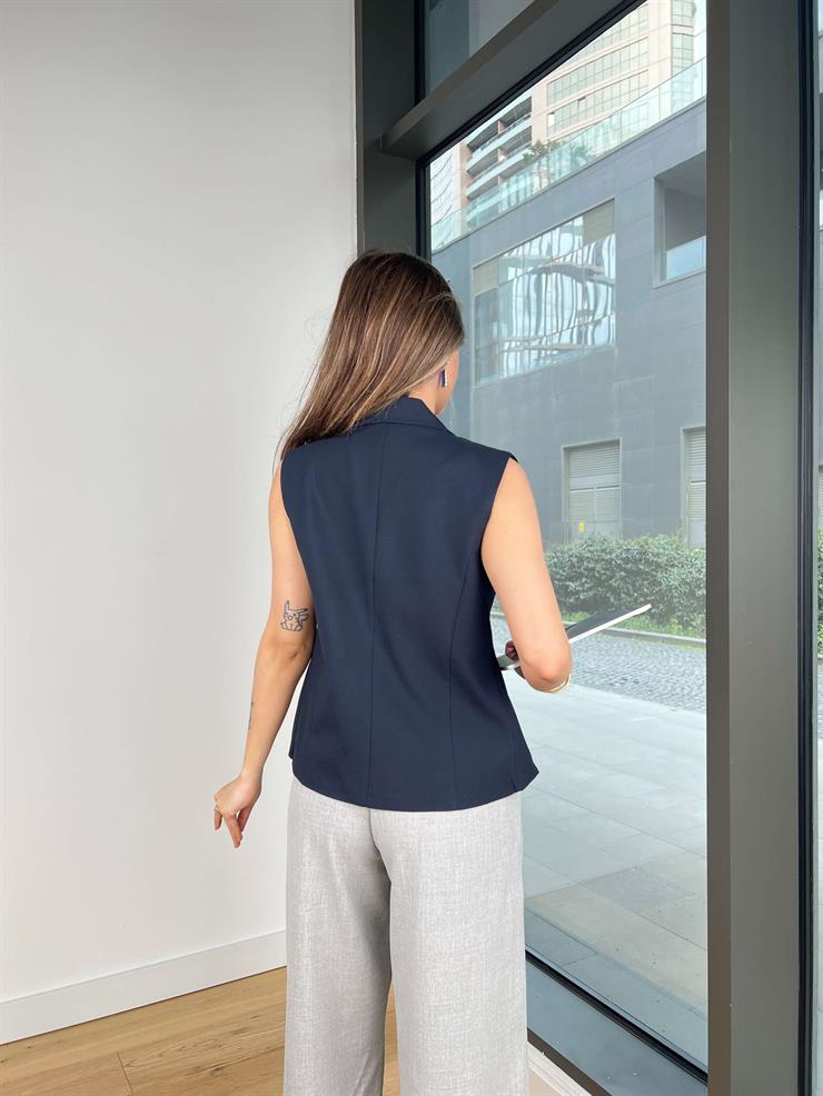 Kruvaze Önden Düğmeli Bek Lacivert Kadın Yelek 25Y245